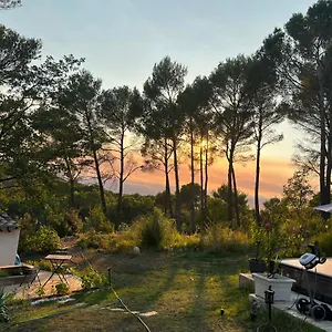 Vakantiehuis Domaine D'oumai, Pernes-les-Fontaines